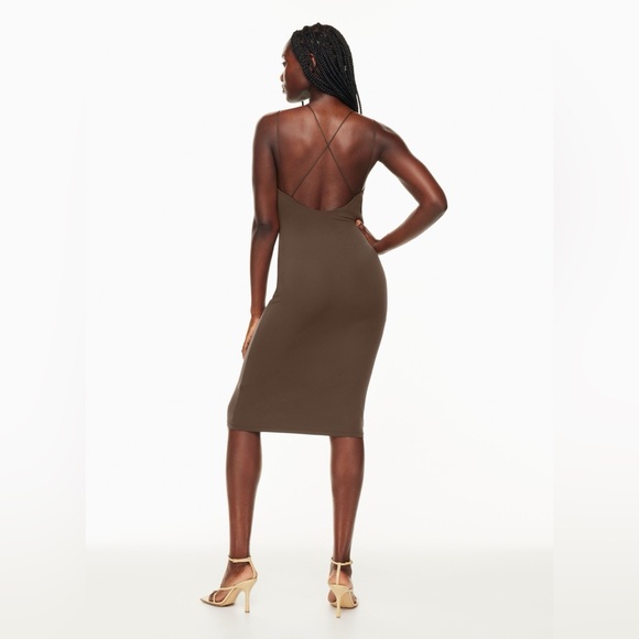 Aritzia contour scoopback dresses - Picture 2 of 9